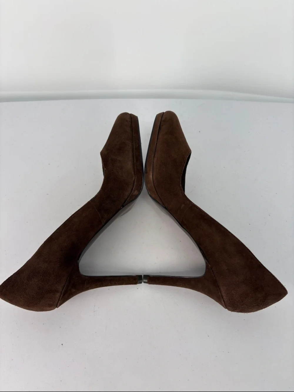 👔 Tahari Flynn Dark Brown Suede High Heel Pumps